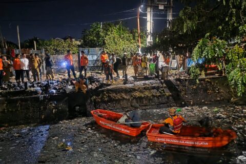 Sinergi Lintas Sektor, Penumpukan Sampah Kanal Karuwisi–Pettarani Teratasi Kembali Bersih