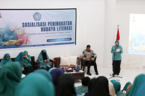 TP PKK Makassar Sosialisasikan Gerakan Gemar Membaca 15 Menit Sehari