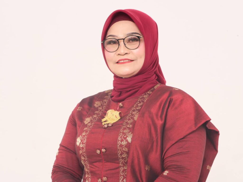 Kepala Dinas Pemberdayaan Perempuan, Perlindungan Anak, Pengendalian Penduduk dan Keluarga Berencana (DP3A Dalduk dan KB) Provinsi Sulawesi Selatan, Hj. Nursidah, ST., MM.
