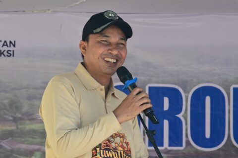 Groundbreaking Jalan Sabbang-Tallang-Sae Dimulai, Bupati Lutra Sebut Langkah Strategis Gubernur