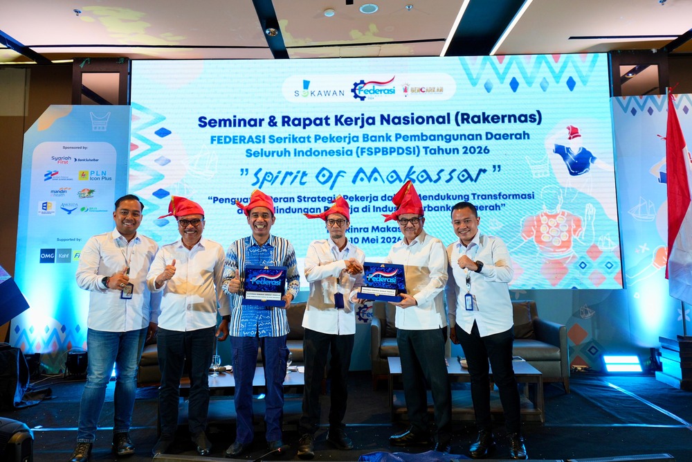 Sekda Sulsel Jufri Rahman menghadiri Rakernas FSP BPD SI di Hotel The Rinra Makassar, Sabtu 9 Mei 2026.