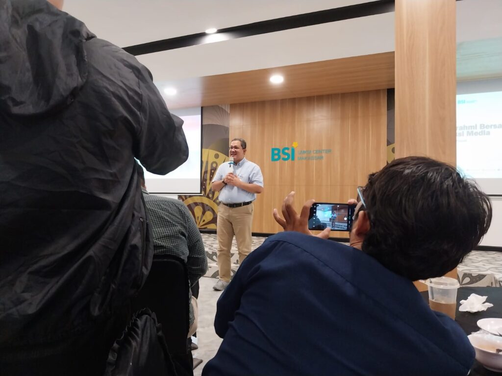 Regional CEO BSI Region X memaparkan pertumbuhan tabungan emas di Sulsel