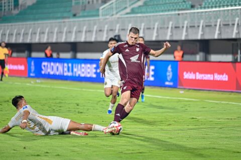 Dramatis! PSM Makassar Taklukkan Bhayangkara FC Lewat Dua Gol Penentu
