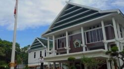 Kabag Kesra Bantaeng Nurdin menyampaikan penjelasan terkait penghentian fasilitas bus gratis jamaah calon haji tahun 2026.