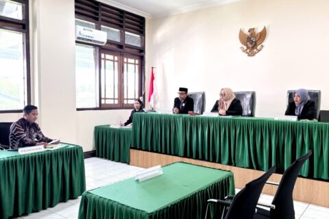 Tiga Kali Tak Hadir Sidang, Kepala Lembang Lea Terancam Konsekuensi Hukum KIP