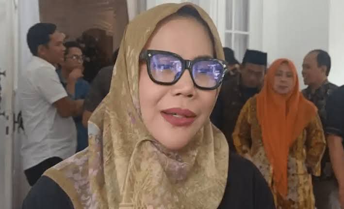 Kadinkes Sulsel Evi Mustikawati Arifin memberikan klarifikasi terkait isu rangkap jabatan di Makassar