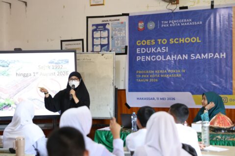 TP PKK Kota Makassar Goes to School, Ajak Siswa Kelola Sampah di Sekolah