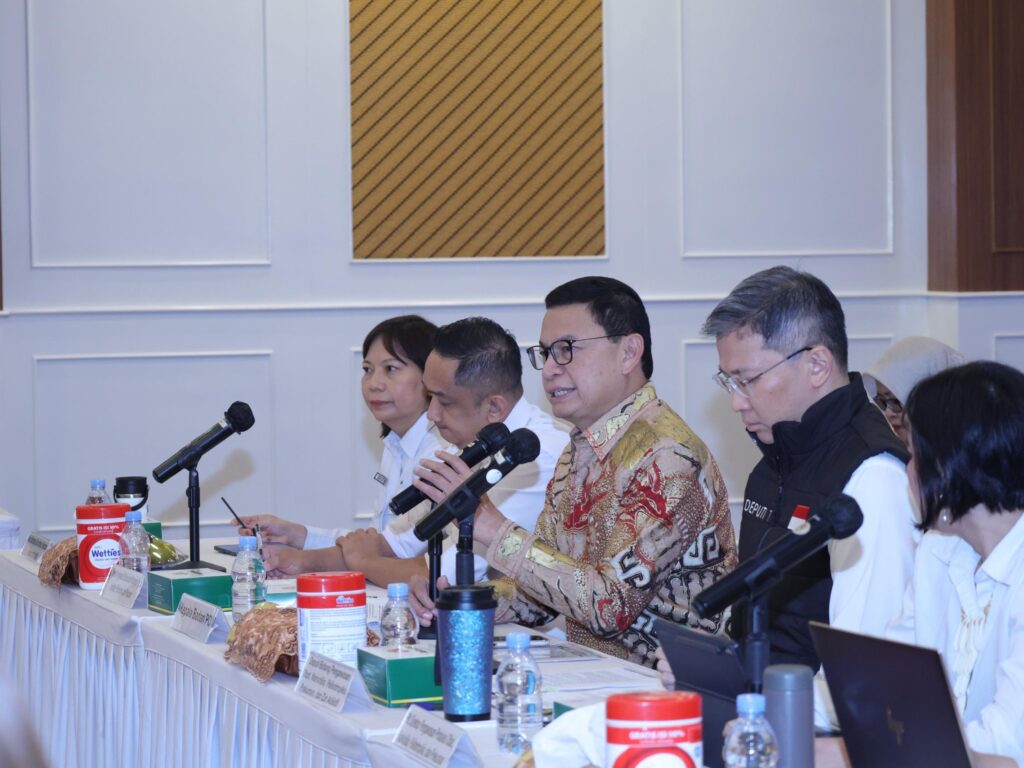 Kepala BPOM RI Taruna Ikrar menjelaskan aturan pengawasan obat dan bantahan isu apoteker di minimarket