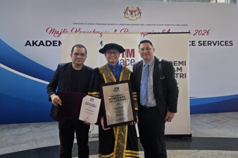 Dinilai Berkontribusi pada Kebijakan Kesehatan Global, Taruna Ikrar Raih Gelar Adjunct Professor dari Malaysia