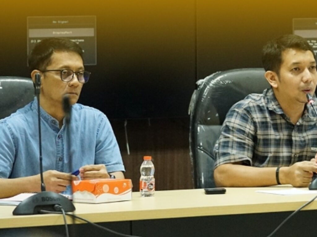 Bapenda Kota Makassar menggelar rapat koordinasi bersama kolektor PBB di Kantor Bapenda Makassar untuk mematangkan pelaksanaan Pekan Panutan PBB-P2 Tahun Buku 2026.