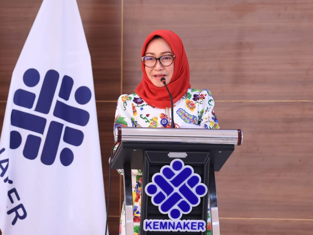 Pelaksana Tugas (Plt.) Direktur Jenderal Pembinaan Penempatan Tenaga Kerja dan Perluasan Kesempatan Kerja Kemnaker, Estiarty Haryani