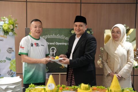 Resmikan PadelHood Makassar, Munafri: Ini Ruang Baru untuk Hidup Lebih Sehat