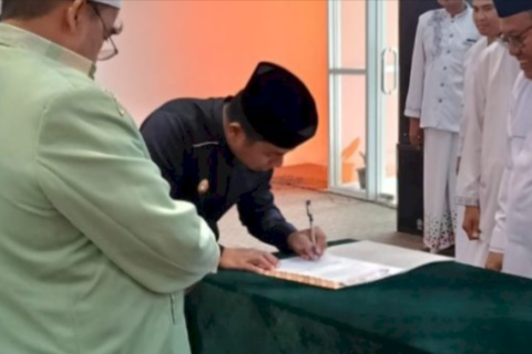 Pelantikan Imam Masjid Parepare, Wali Kota Tasming Tegaskan Pejabat Harus Bisa Mengaji
