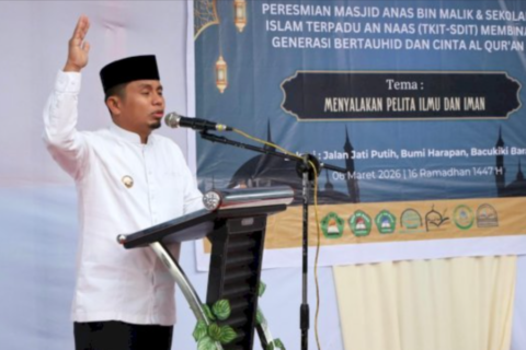 Resmikan Masjid Anas Bin Malik, Tasming Hamid: Jadikan Masjid Pusat Pembinaan Umat