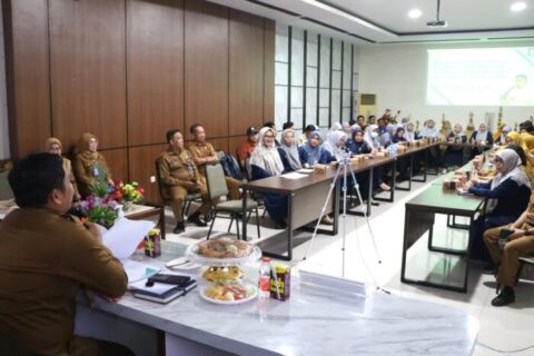 Buka Pelatihan Pelayanan Prima, Tasming Hamid Minta Tenaga Kesehatan RSUD Andi Makkasau Melayani dengan Hati