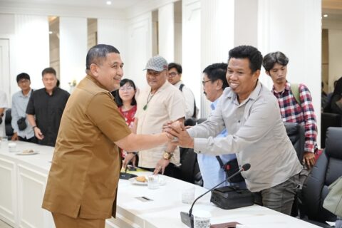 Wali Kota Appi Siapkan Grand Design Penataan Reklame, Iklan Rokok Diperketat