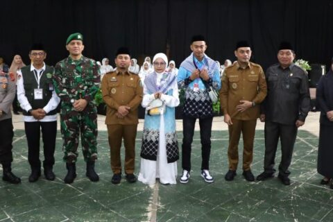 Tasming Hamid Lepas 92 Jamaah Calon Haji Parepare
