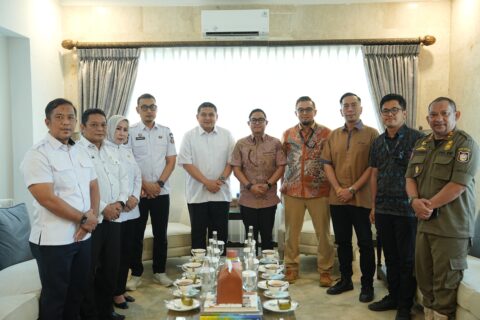 Duduk Bareng Pemkot, Petinggi Pertamina Bongkar Skema Baru Atasi Antrean Solar di Makassar