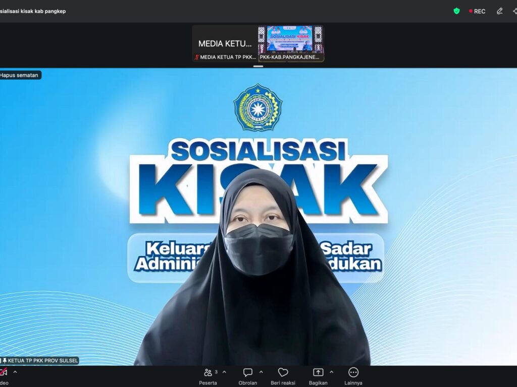 Ketua TP PKK Sulsel Naoemi Octarina beri arahan pada sosialisasi Program KISAK serta pengukuhan Duta KISAK di Kabupaten Pangkep, Rabu (23/9/2026).