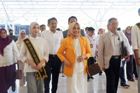 Muncul Pamflet Penolakan di Medsos, Ratusan Civitas Akademika Semakin Antusias Antar Prof Andi Aslinda Daftar Rektor UNM