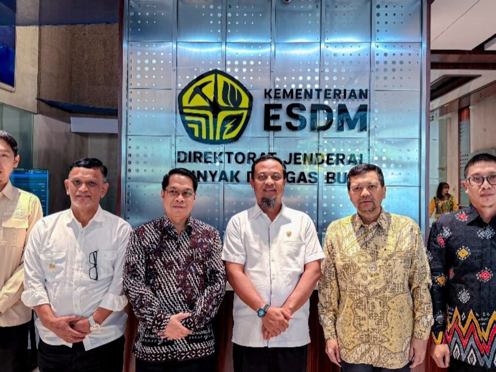 Gubernur Sulsel Andi Sudirman Sulaiman bersama Ditjen Migas dan SKK Migas usai sepakati renegosiasi PI Migas 10% di Jakarta, Selasa (22/9/2026).