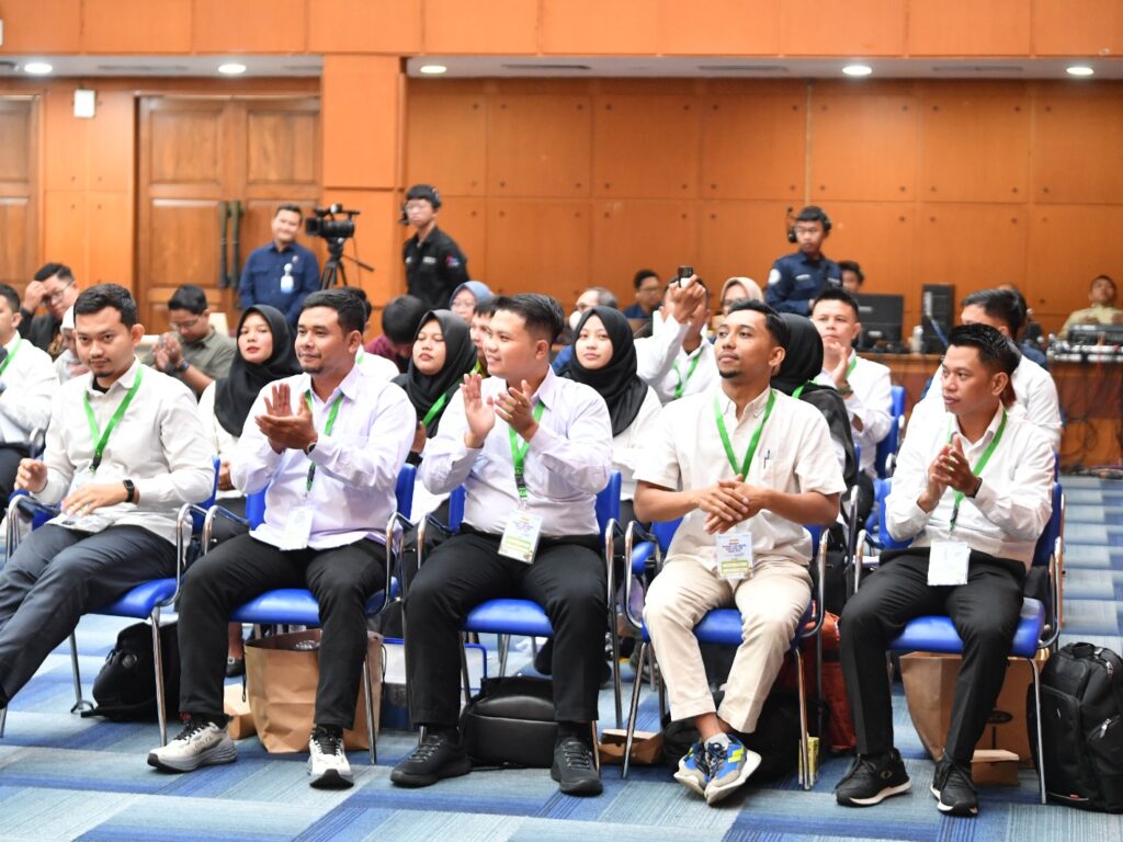 Pelepasan peserta Program Magang Luar Negeri Guru SMK Tahun 2026 di Gedung A Kemendikdasmen, Jakarta, Selasa (1/9).
