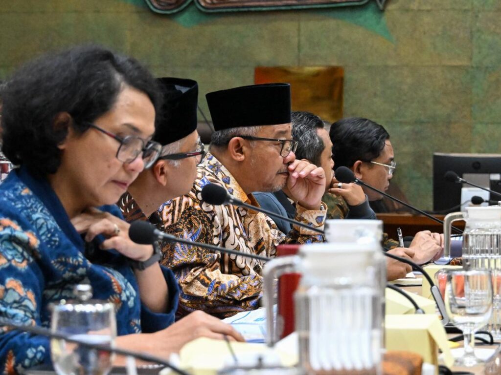 Menteri Pendidikan Dasar dan Menengah (Mendikdasmen), Abdul Mu’ti, dalam Rapat Kerja bersama Komisi X DPR RI di Jakarta, Selasa (1/9).