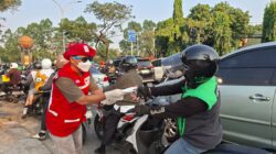 PMI Salurkan 1 Juta Masker untuk Warga Terdampak Bencana Erupsi Abu Vulkanik Gunung Anak Krakatau