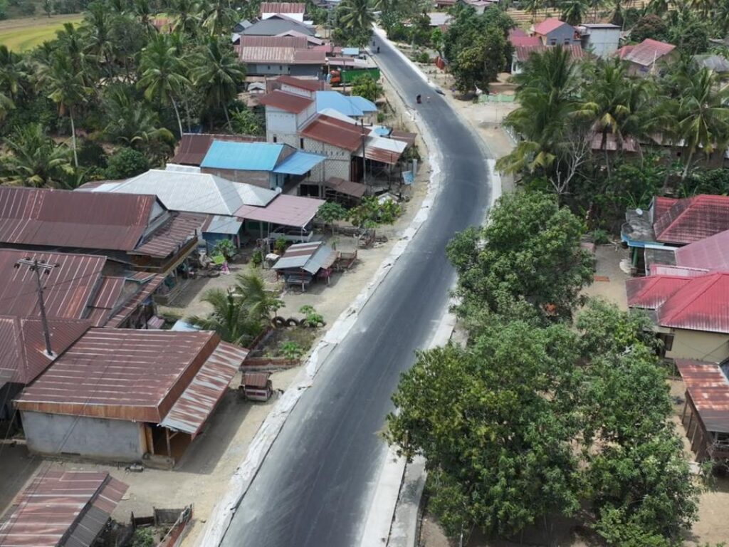 Poros Ujung Lamuru–Palattae di Kecamatan Ponre, Kabupaten Bone.