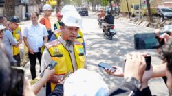 Jalan Samping Tol Sutami Rusak Parah Kewenangan Balai Jalan, Gubernur Sulsel: Sudah Koordinasi, Segera Dikerjakan
