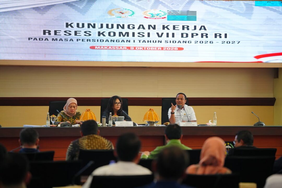 Gubernur Sulsel Andi Sudirman Sulaiman menerima kunjungan reses Komisi VII DPR RI di Kantor Gubernur Sulsel, Makassar, Jumat (9/10/2026).
