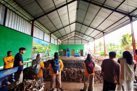 Bank Sampah Sintuvu Dorong Ekonomi Warga dan Kurangi Pencemaran di Donggala